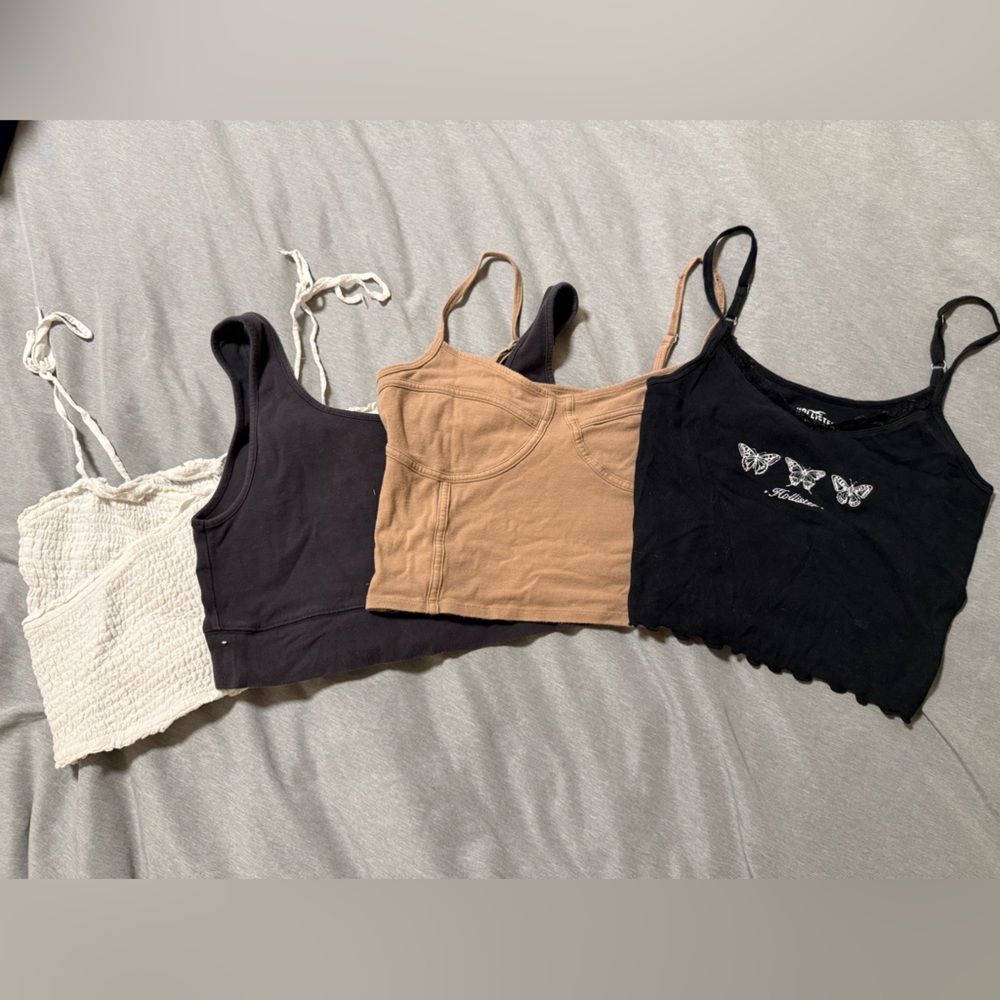 Set of four Tank Tops in Black, Tan, and Cream